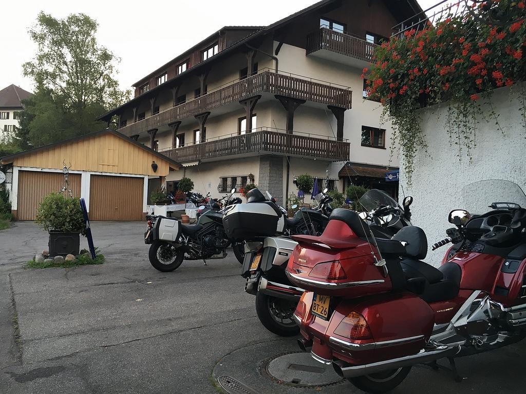 Alemannenhof Hotel Engel Rickenbach  Екстериор снимка